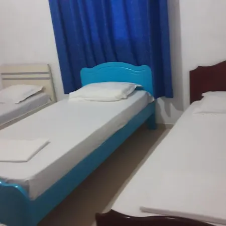 Holiday Home * Sarandë